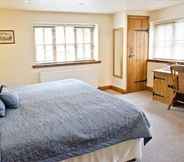 Bedroom 5 Gwaelod Y Garth Inn