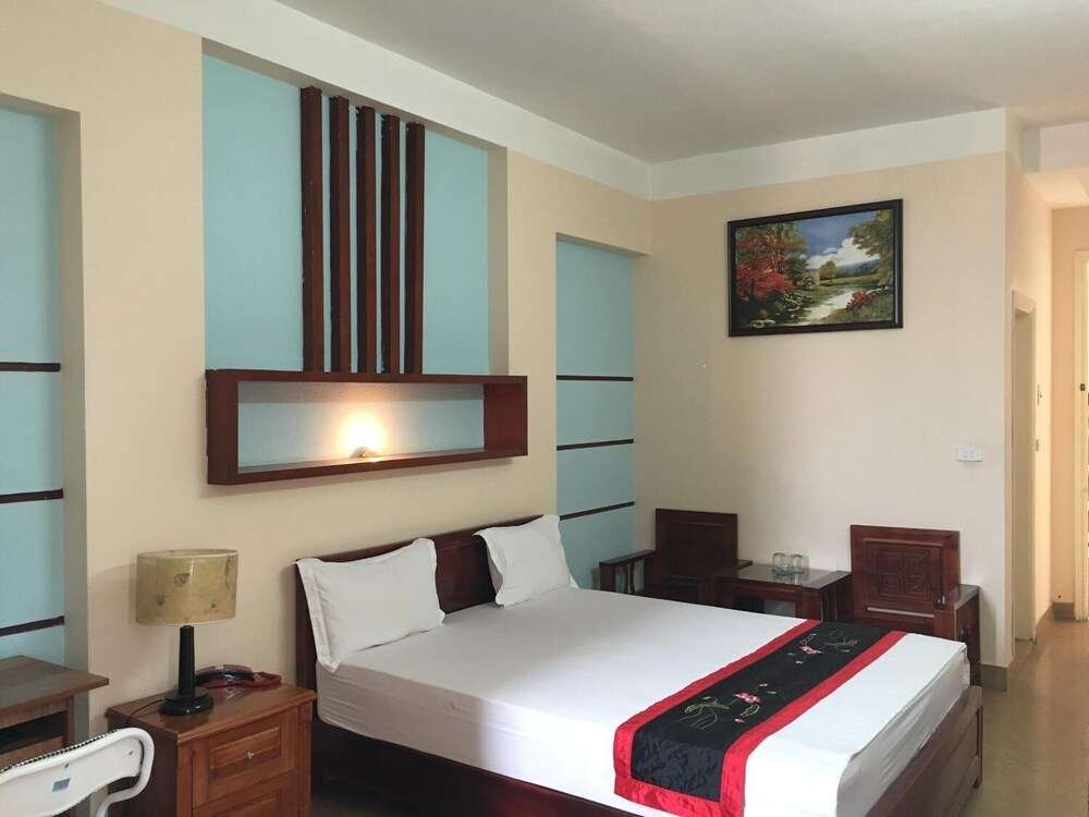 Sunrise Hotel - Khách sạn Láng Hạ