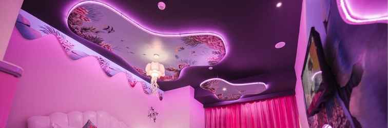 Bedroom Love of Swan Theme Hotel