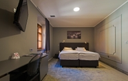 Bedroom 2 Sobe Merlon