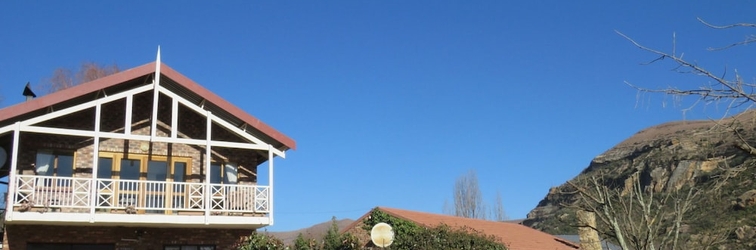 Exterior Fairview Cottages