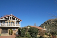 Exterior Fairview Cottages