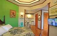 Kamar Tidur 5 Green Castle Pension