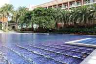 Swimming Pool Four Points by Sheraton Wuchuan, Loong Bay