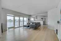 Common Space Luxury City Harbour apartment 2 bedroom