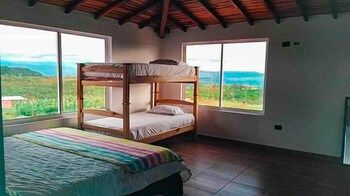 Bedroom 4 Cabaña La Hormiga