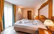 Bilik Tidur 5 Alpin & Vital Hotel La Perla
