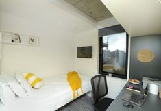 其他 5 5 Whitaker - Hostel