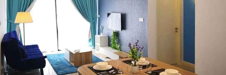 Kamar Tidur Sky & Blue Suites by TGP