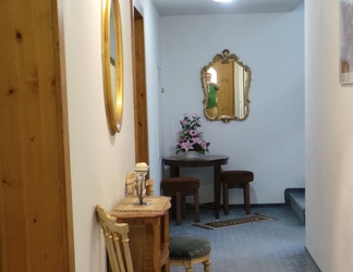 Lobby 2 B&B Garni Casa La Val