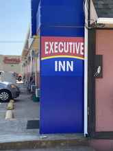 Bangunan 4 Executive Inn