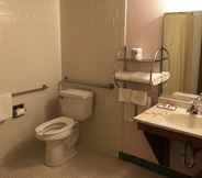 Toilet Kamar 5 Executive Inn