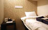 Bilik Tidur 4 Hotel Cabin Style – Caters to Men