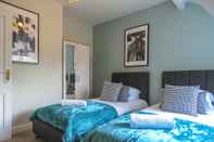 Bedroom Tudors eSuites Birmingham Townhouse for Contractors