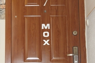 Lobi Mox Downtown Apartman