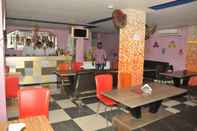 Bar, Kafe dan Lounge Hotel Shreesh