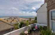 Nearby View and Attractions 2 Hepworth Apartment