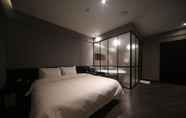 Kamar Tidur 6 Brown Dot Hotel Beomil