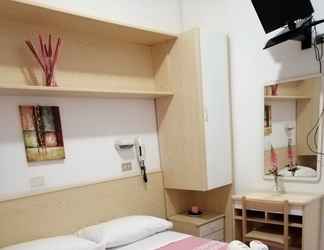 Kamar Tidur 2 Hotel Alba