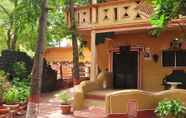 Luar Bangunan 2 Nakhrali Dhani Village Resort