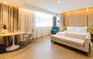 Bedroom 2 Atour Hotel North Station Guiyang
