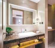 In-room Bathroom 4 Atour Hotel Jiangnan Road Ningbo