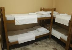 Bilik Tidur 7 Paju Hostel e Pousada