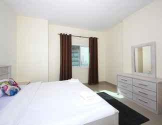 Kamar Tidur 2 Signature Holiday Home - Red Residence