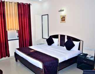 Bilik Tidur 2 Hotel Pradeep Palace