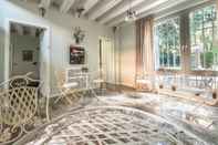 Lobi Corte Merighi Charming Rooms & Breakfast