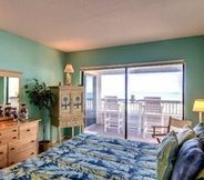 Bedroom 3 B153-amelia-surf-and-racquet