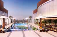 Swimming Pool Andaz by Hyatt Palm Jumeirah