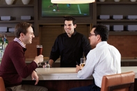 Bar, Kafe dan Lounge HYATT house Raleigh Durham Airport