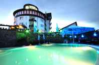 สระว่ายน้ำ Belvedere Hotel Brasov