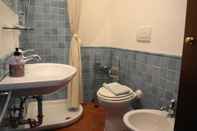 Toilet Kamar Villa Guinigi