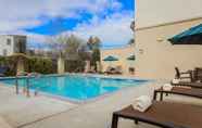 Swimming Pool 4 Hyatt Place UC Davis