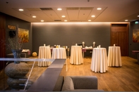 Sảnh chức năng Ramada by Wyndham Oradea