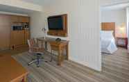 Bedroom 5 Four Points by Sheraton Cambridge Kitchener, Ontario