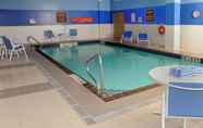 Swimming Pool 7 Four Points by Sheraton Cambridge Kitchener, Ontario