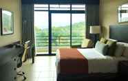 Kamar Tidur 4 Summit Rainforest & Golf Resort