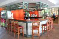 Bar, Kafe, dan Lounge Cordial Green Golf