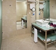 In-room Bathroom 2 Anemon Hotel Malatya