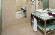 In-room Bathroom 2 Anemon Hotel Malatya