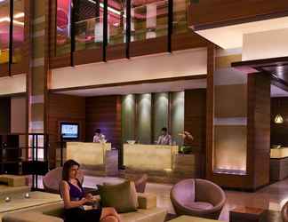 Lobby 2 Courtyard by Marriott Ahmedabad