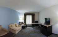 Ruang Umum 7 Comfort Inn & Suites Plainville-Foxboro