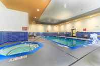 Swimming Pool TownePlace Suites by Marriott Farmington