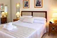 Kamar Tidur Clifton Sands Holiday Apartments