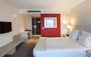 Kamar Tidur 5 Pullman Rosario City Center Hotel