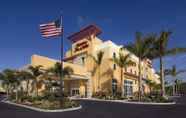 Exterior 3 Hampton Inn & Suites Sarasota/Lakewood Ranch