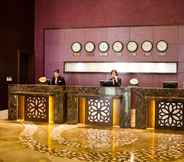 Lobby 3 Grand Regal Hotel